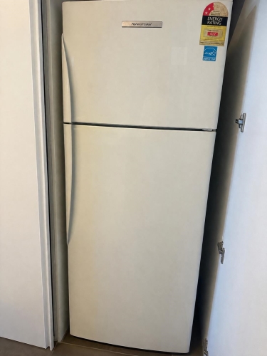 Second-hand Fisher & Paykel 380L Top Mount Fridge