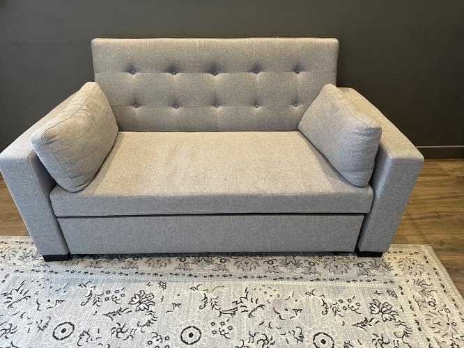 Second-hand Sofa Bed - Photo 1)