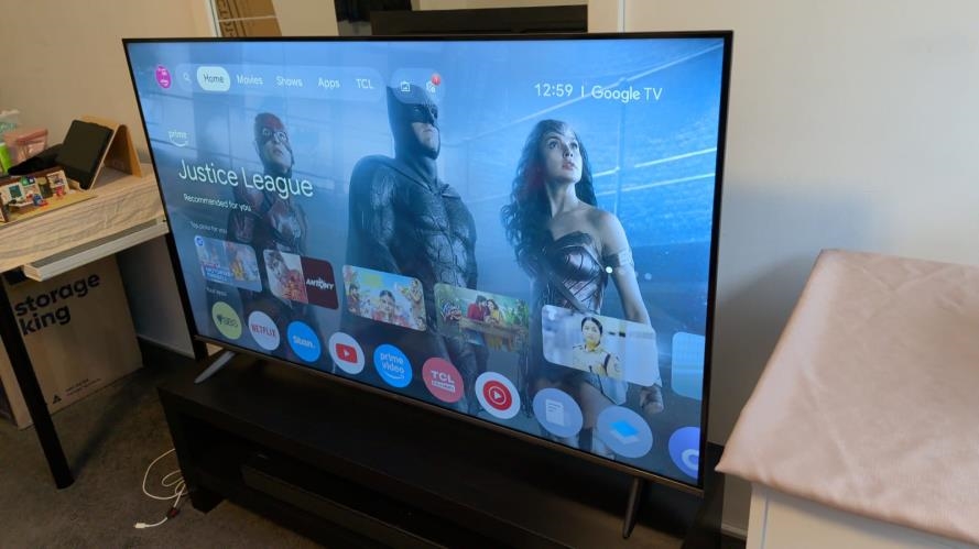 Second-hand Ffalcon 55\" Smart TV - Photo 1)