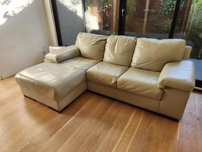 Second-hand L-Shape Couch - Photo 1)
