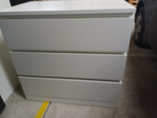 Second-hand Chest of 3 Drawers - Photo 1)