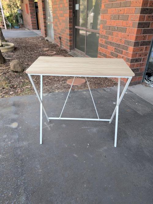 Second-hand Desk - Photo 1)