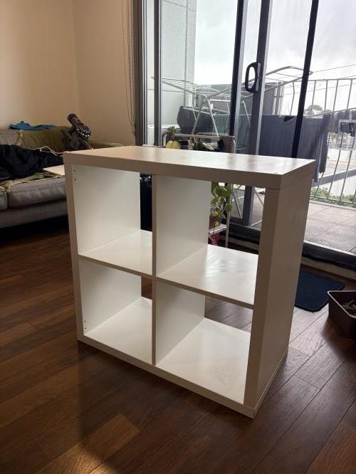 Second-hand Cube Bookshelf