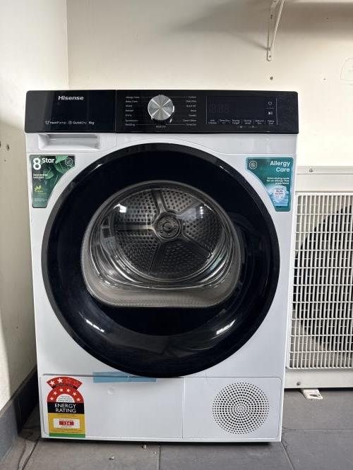 Second-hand Hisense 8kg Heat Pump Dryer - Photo 1)
