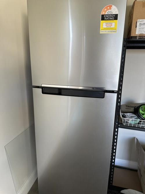Second-hand Samsung 320L Top Mount Fridge