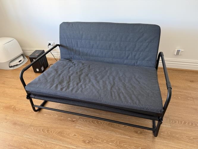 Second-hand IKEA HAMMARN Sofa Bed - Photo 1)