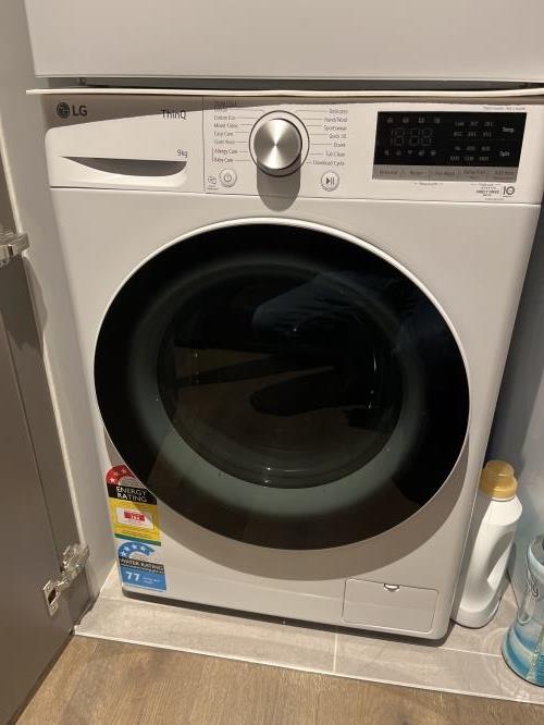 Second-hand LG 7.5kg Front Load Washing Machine