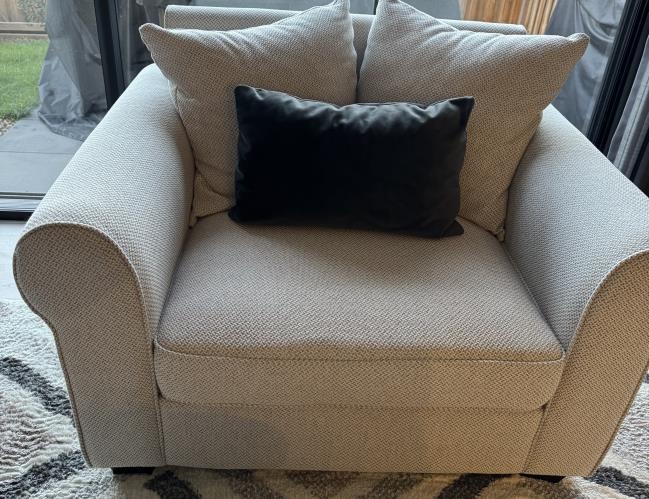 Second-hand Armchair - Photo 1)