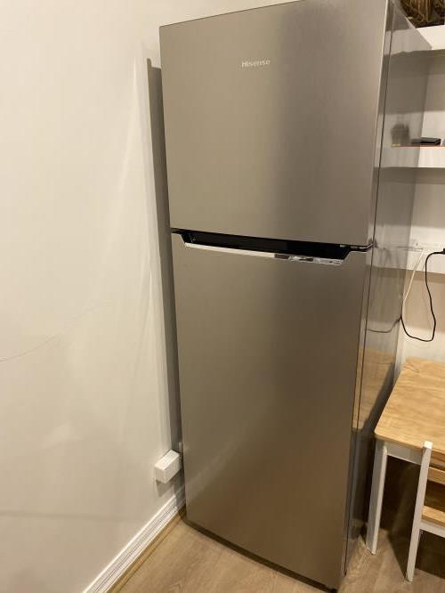 Second-hand Hisense 350L Top Mount Fridge