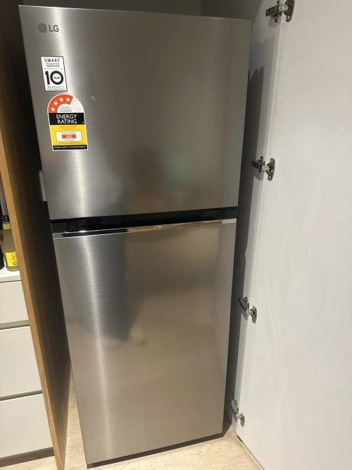 Second-hand LG 315L Top Mount Fridge