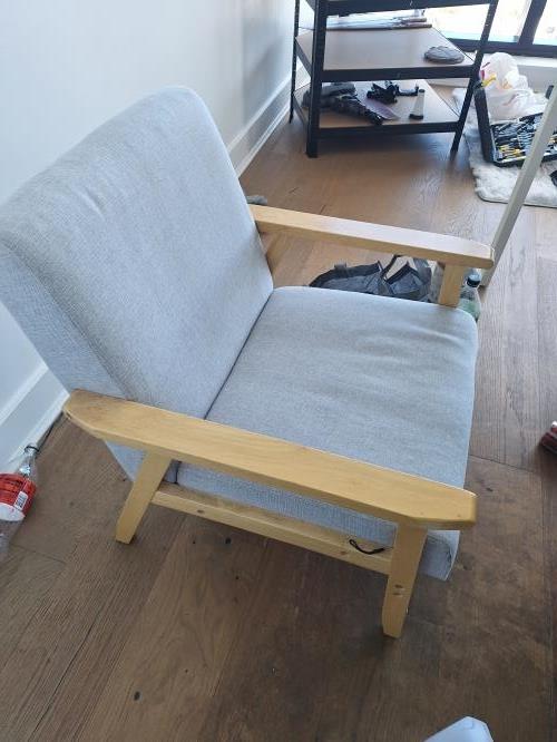 Second-hand Chair - Photo 1)