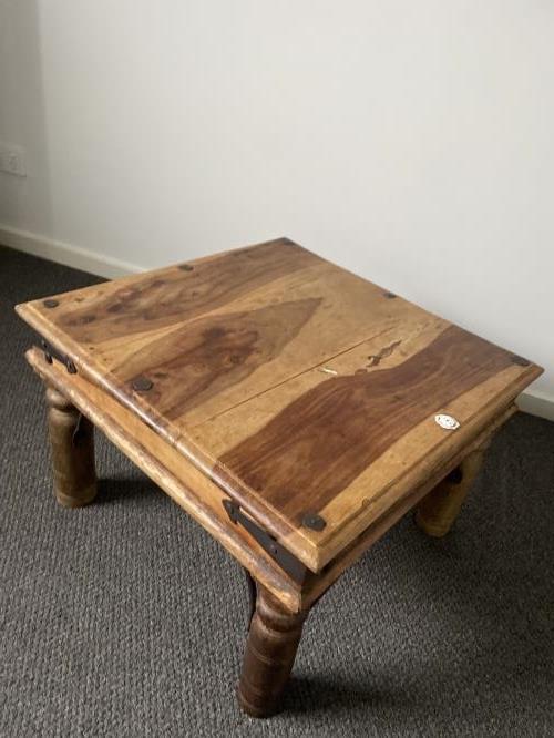 Second-hand Coffee Table - Photo 1)