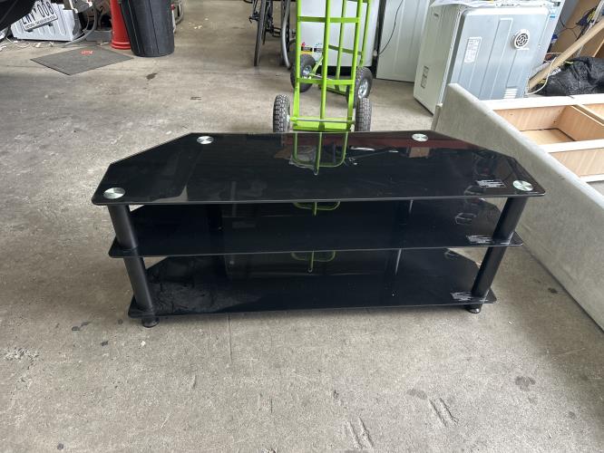 Second-hand TV Stand - Photo 1)