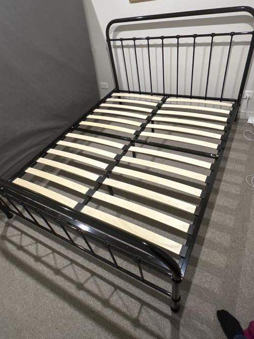 Second-hand Queen Size Bed Frame - Photo 1)