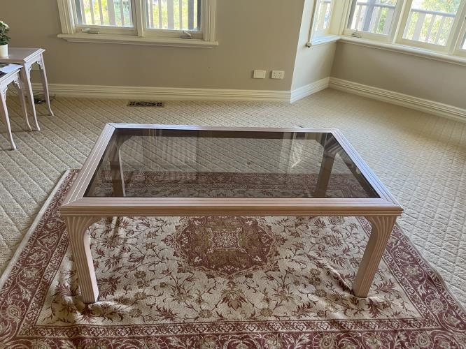 Second-hand Glass Top Coffee Table - Photo 1)