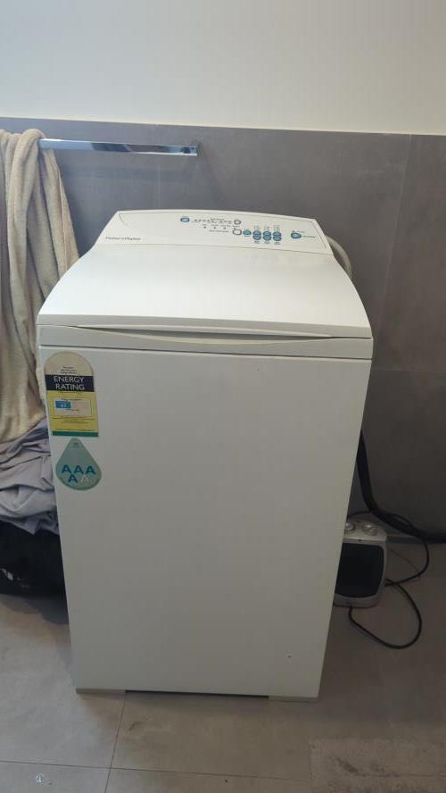Second-hand Fisher & Paykel 5.5kg Top Load Washing Machine