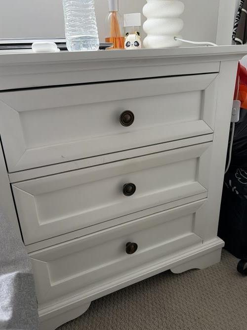 Second-hand Bedside Table - Photo 1)