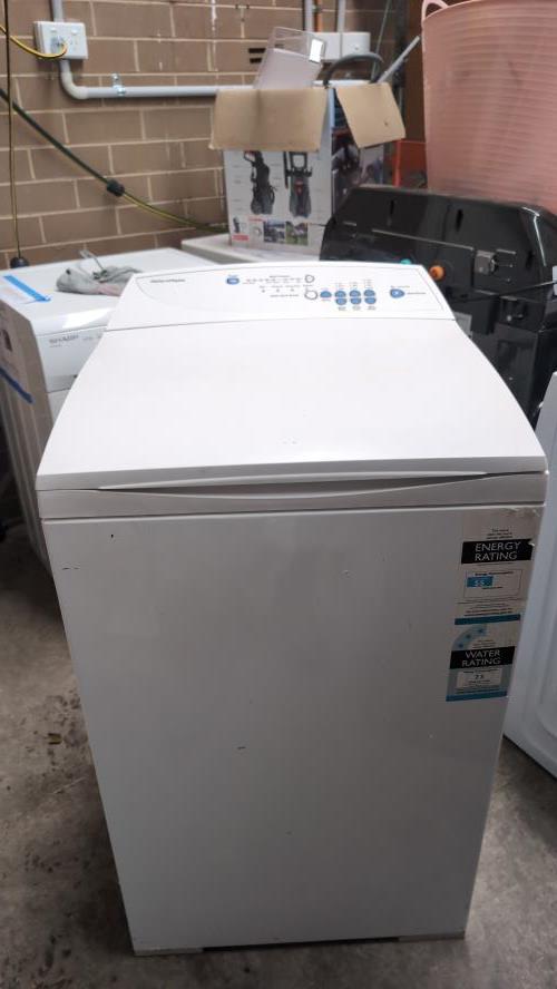 Second-hand Fisher & Paykel 5.5kg Top Load Washing Machine
