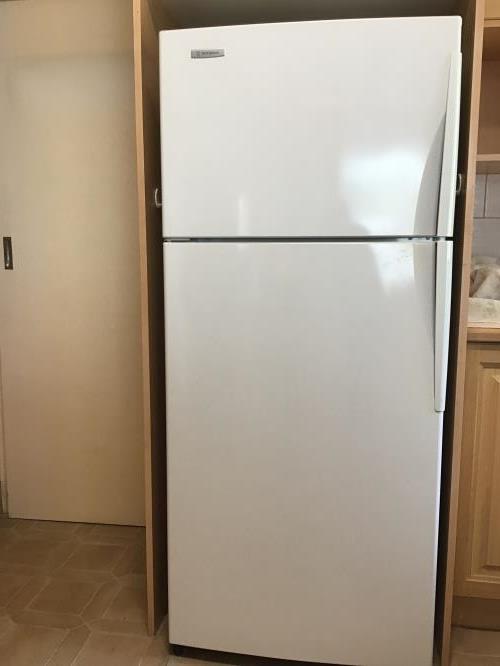 Second-hand Westinghouse 420L Top Mount Fridge - Photo 1)
