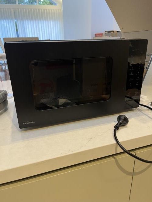 Second-hand Panasonic Microwave - Photo 1)