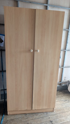 Second-hand Wardrobe - Photo 10)