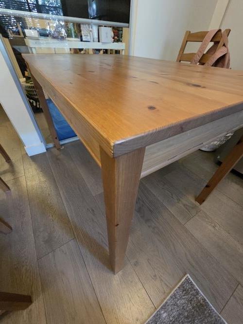 Second-hand Dining Table with 4 Chairs - Photo 10)