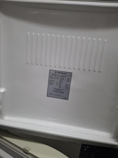 Second-hand Westinghouse 215L Top Mount Fridge - Photo 10)
