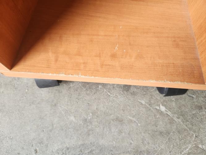 Second-hand Desk - Photo 10)