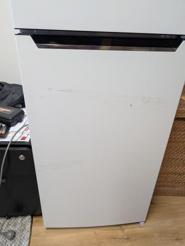 Second-hand Chiq 216L Top Mount Fridge - Photo 10)