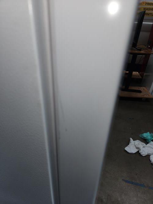 Second-hand Hisense 205L Top Mount Fridge - Photo 10)