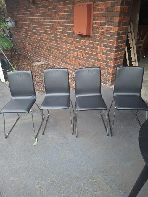Second-hand IKEA Dining Table with 4 Chairs - Photo 11)