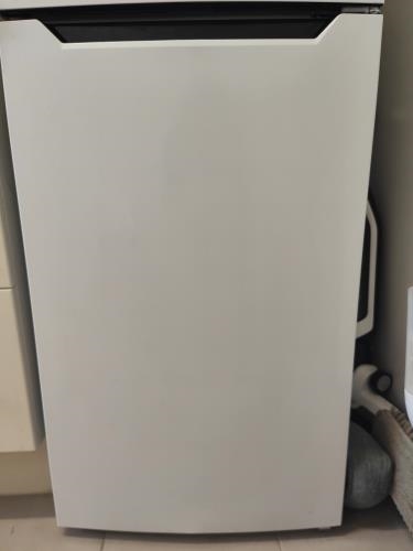 Second-hand TCL 198L Top Mount Fridge - Photo 11)