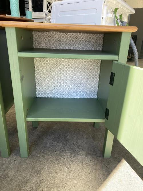 Second-hand Pair of Bedside Tables - Photo 11)