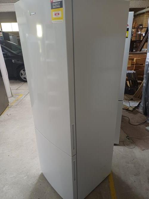 Second-hand Westinghouse 370L Bottom Mount Fridge - Photo 11)