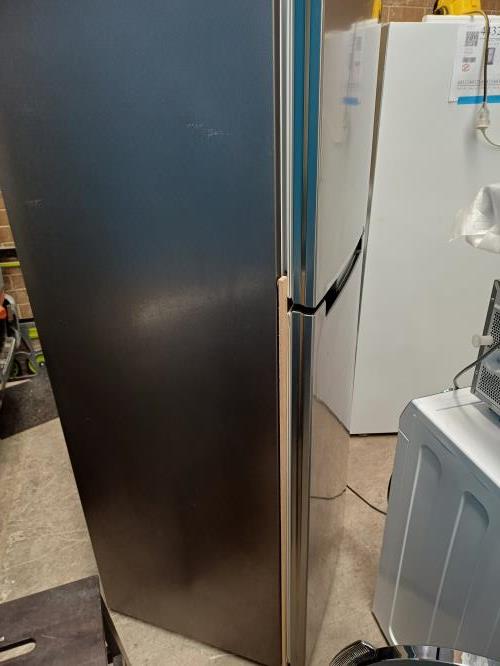 Second-hand Samsung 341L Top Mount Fridge - Photo 11)