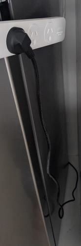 Second-hand Hisense 326L Top Mount Fridge - Photo 11)