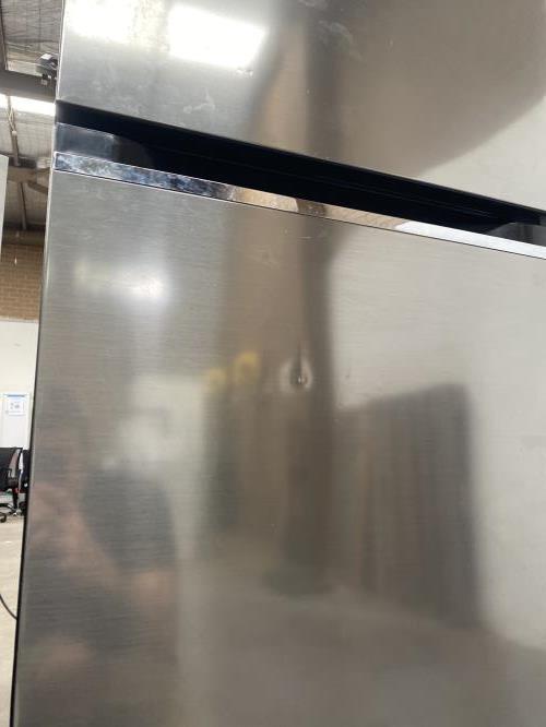 Second-hand LG 243L Top Mount Fridge - Photo 12)