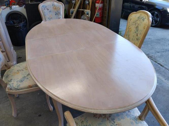 Second-hand Extendable Dining Table with 4 Chairs - Photo 12)
