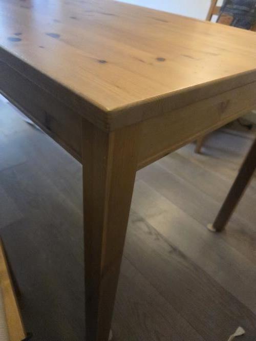 Second-hand Dining Table with 4 Chairs - Photo 13)