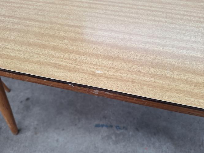 Second-hand Dining Table with 4 Chairs - Photo 13)