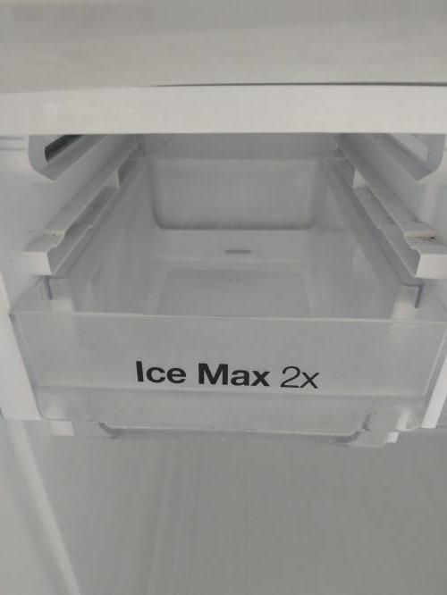 Second-hand Samsung 228L Top Mount Fridge - Photo 13)