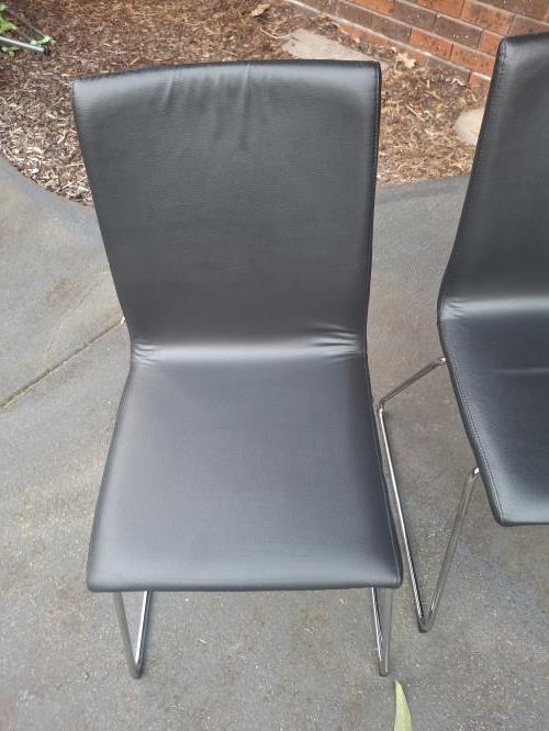 Second-hand IKEA Dining Table with 4 Chairs - Photo 16)