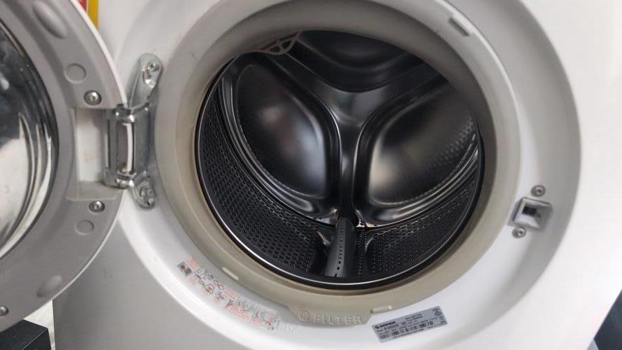 Second-hand Simpson 7kg Front Load Washing Machine - Photo 2)