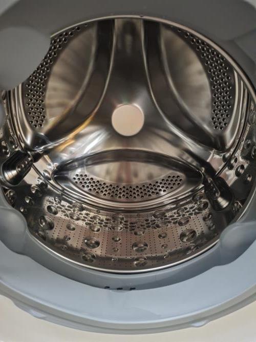Second-hand LG 7.5kg Front Load Washing Machine - Photo 2)