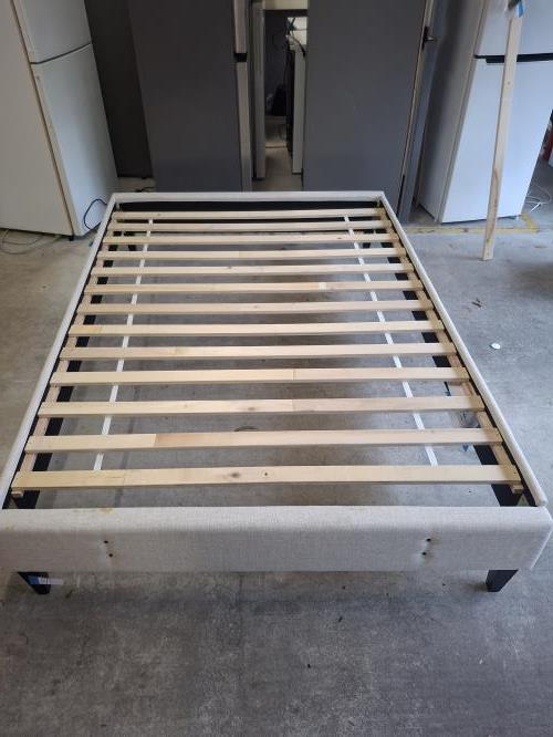 Second-hand Double Bed Frame - Photo 2)