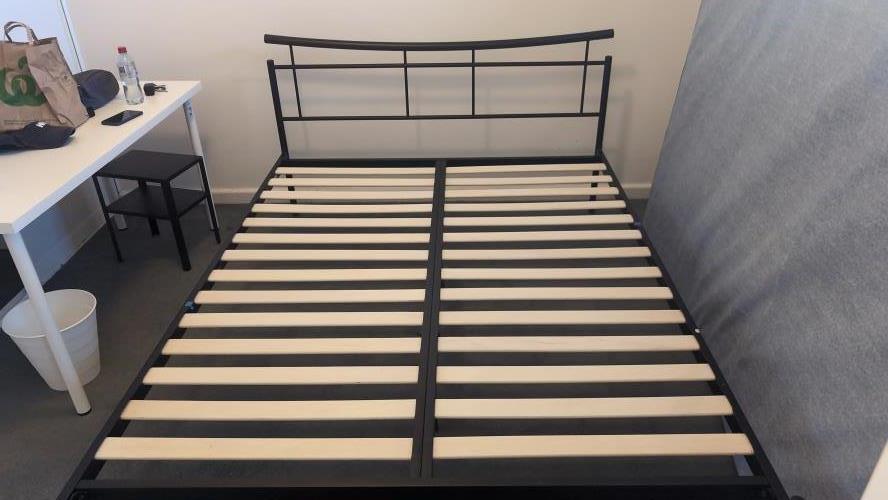 Second-hand Unusual Size Bed frame - Photo 2)
