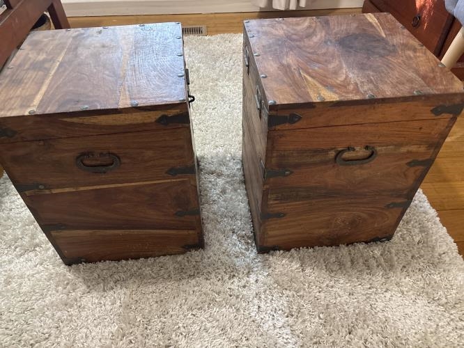 Second-hand Set of 2 Storage Chests - Photo 2)
