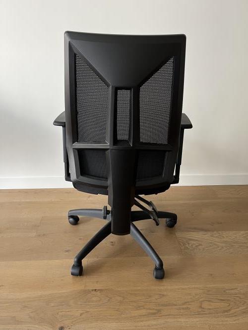 Second-hand Office Swivel Chair - Photo 2)