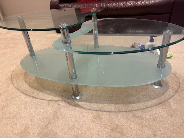 Second-hand Coffee Table - Photo 2)
