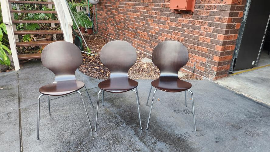 Second-hand Set of 3 Chairs - Photo 2)